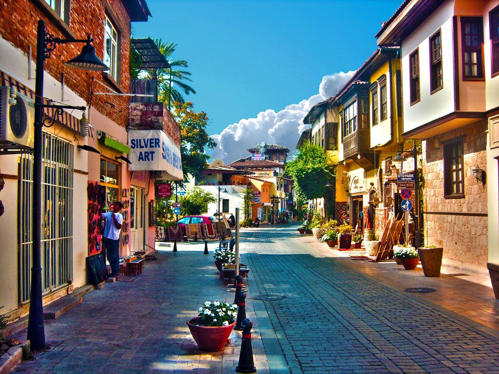 Günümüz kaleiçi evleri